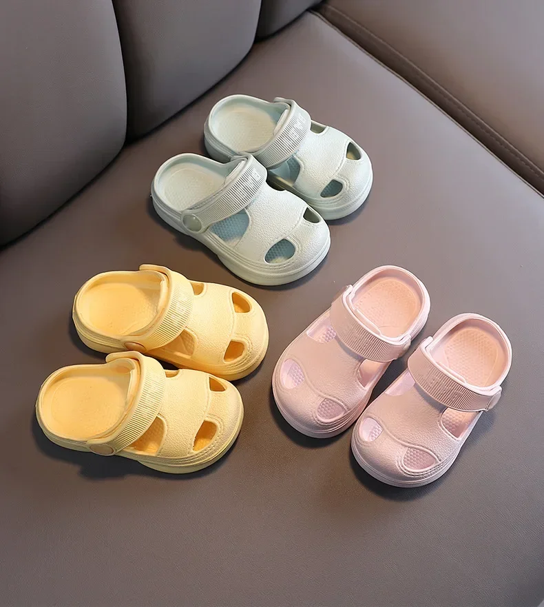 New Children Summer Hole Shoes Baby Nice Anti-slip Soft Floor Boys Girls Beach Sandals Slippers 1-6 Years Kids