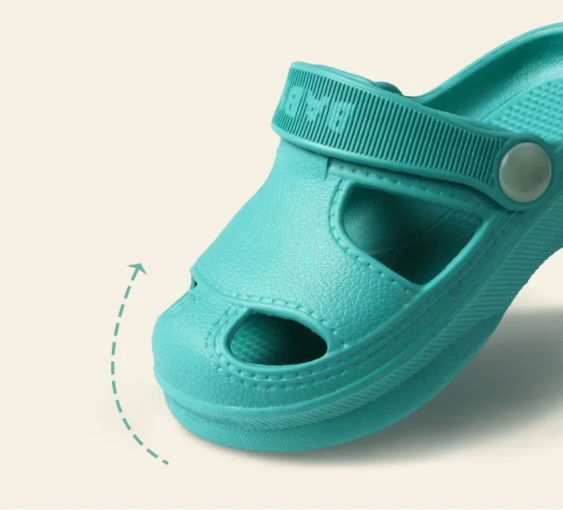 New Children Summer Hole Shoes Baby Nice Anti-slip Soft Floor Boys Girls Beach Sandals Slippers 1-6 Years Kids