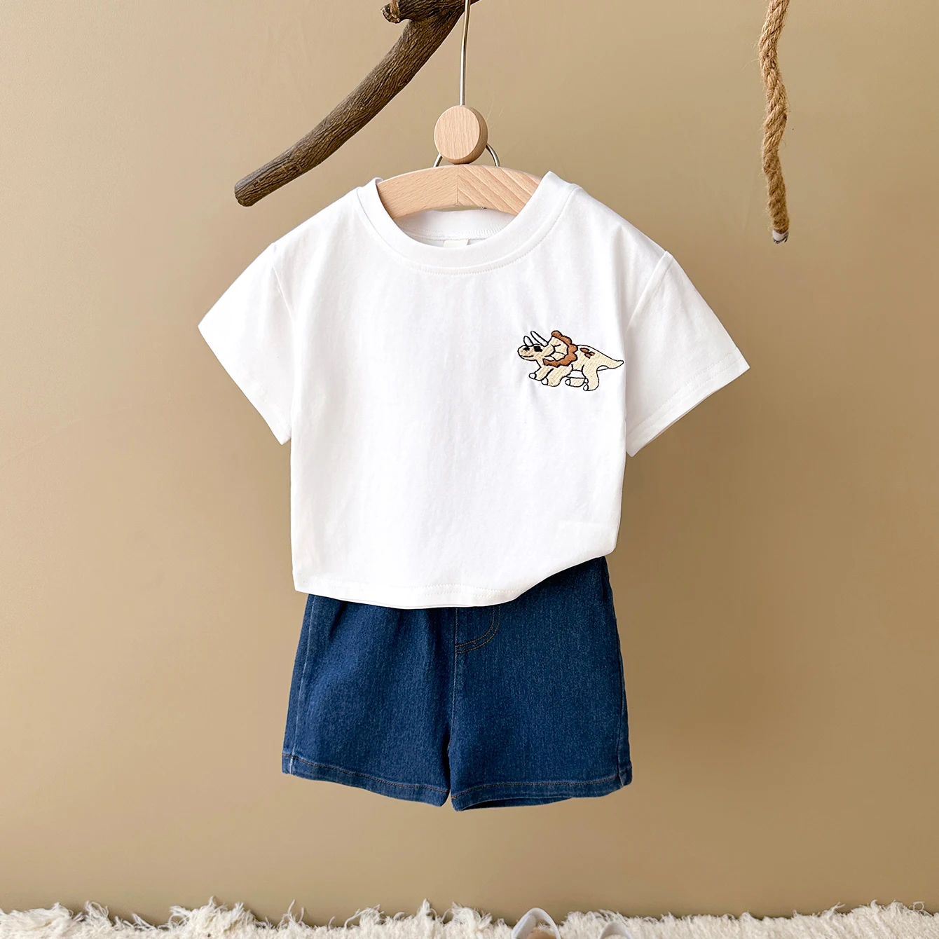 2024 Summer Boys Clothes Boys Girls Outfit Set Casual Leisure Dinosaur Embroidered T-shirt+denim Shorts 2PCS for 0-3Y Childrens