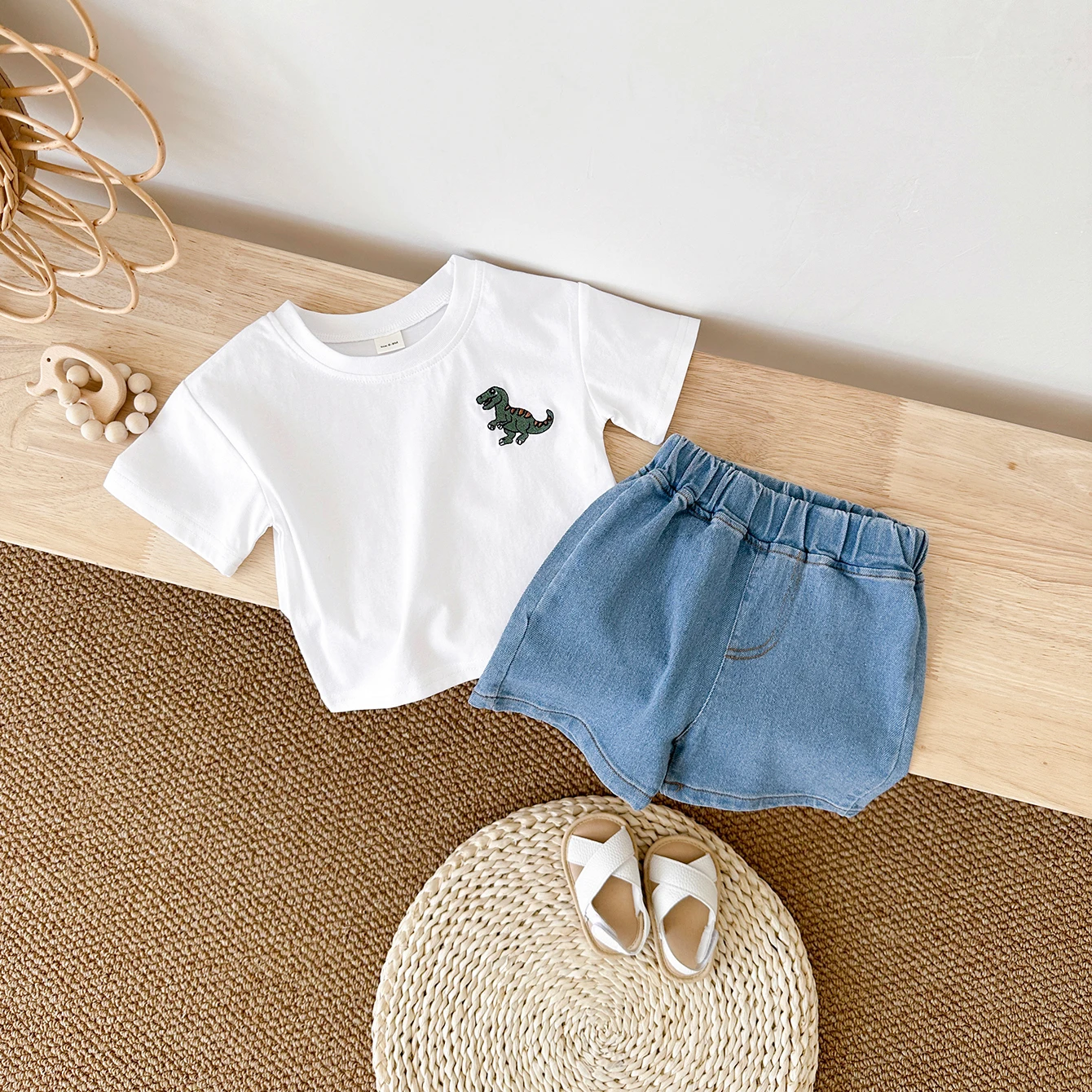 2024 Summer Boys Clothes Boys Girls Outfit Set Casual Leisure Dinosaur Embroidered T-shirt+denim Shorts 2PCS for 0-3Y Childrens