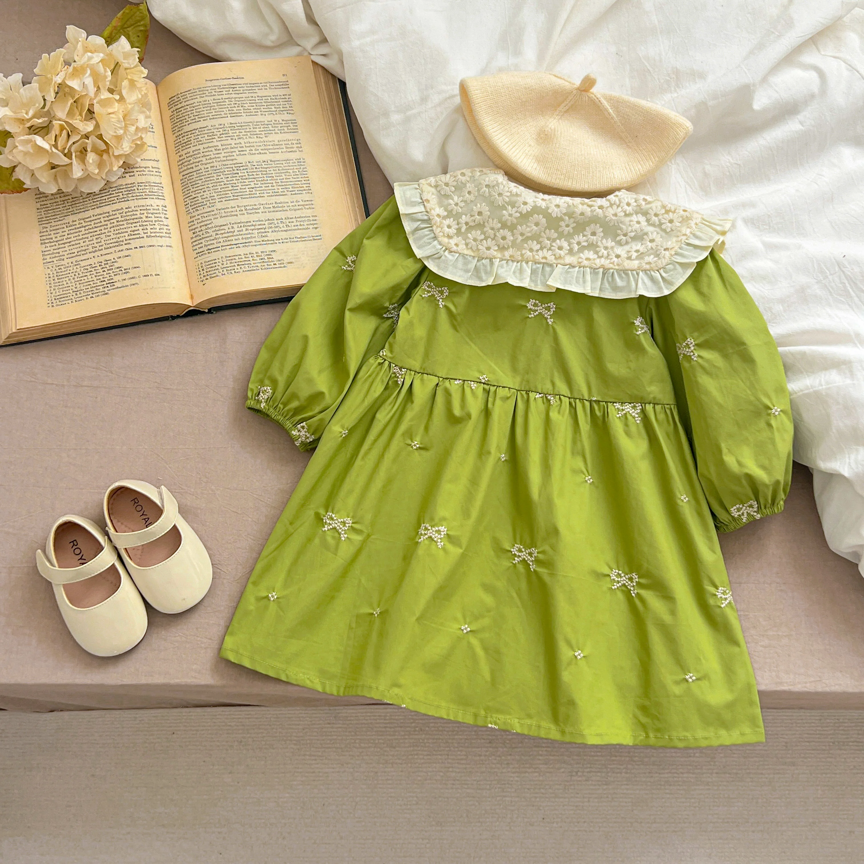Sisters Clothes Infant Baby Girls Lace Collar Dress Rompers Kids Baby Girls Embroider Bow Princess Dress Family Clothes Rompers