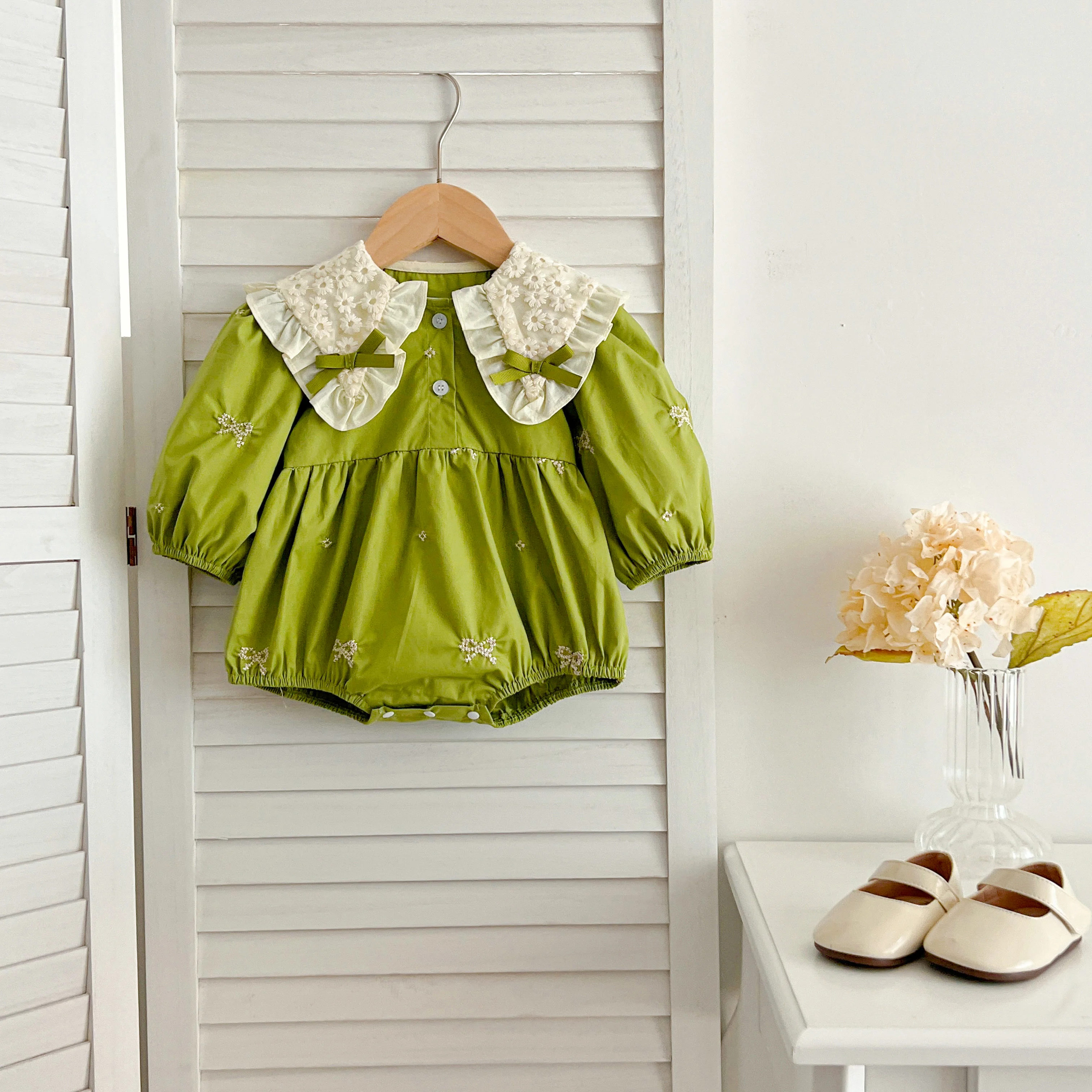 Sisters Clothes Infant Baby Girls Lace Collar Dress Rompers Kids Baby Girls Embroider Bow Princess Dress Family Clothes Rompers