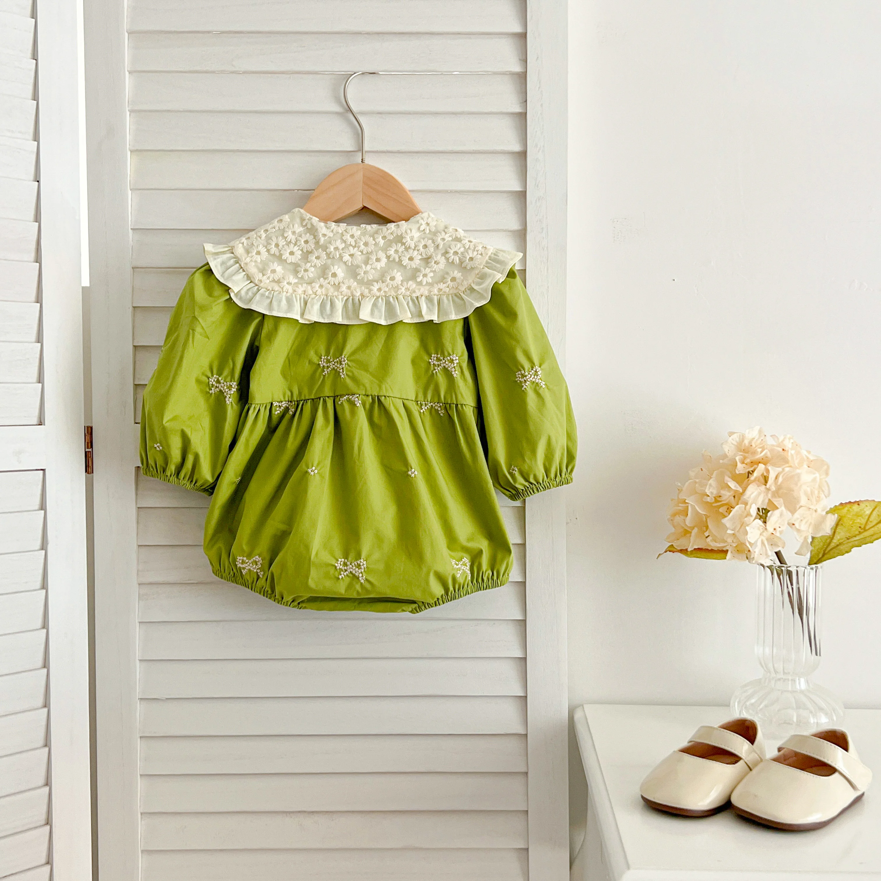 Sisters Clothes Infant Baby Girls Lace Collar Dress Rompers Kids Baby Girls Embroider Bow Princess Dress Family Clothes Rompers