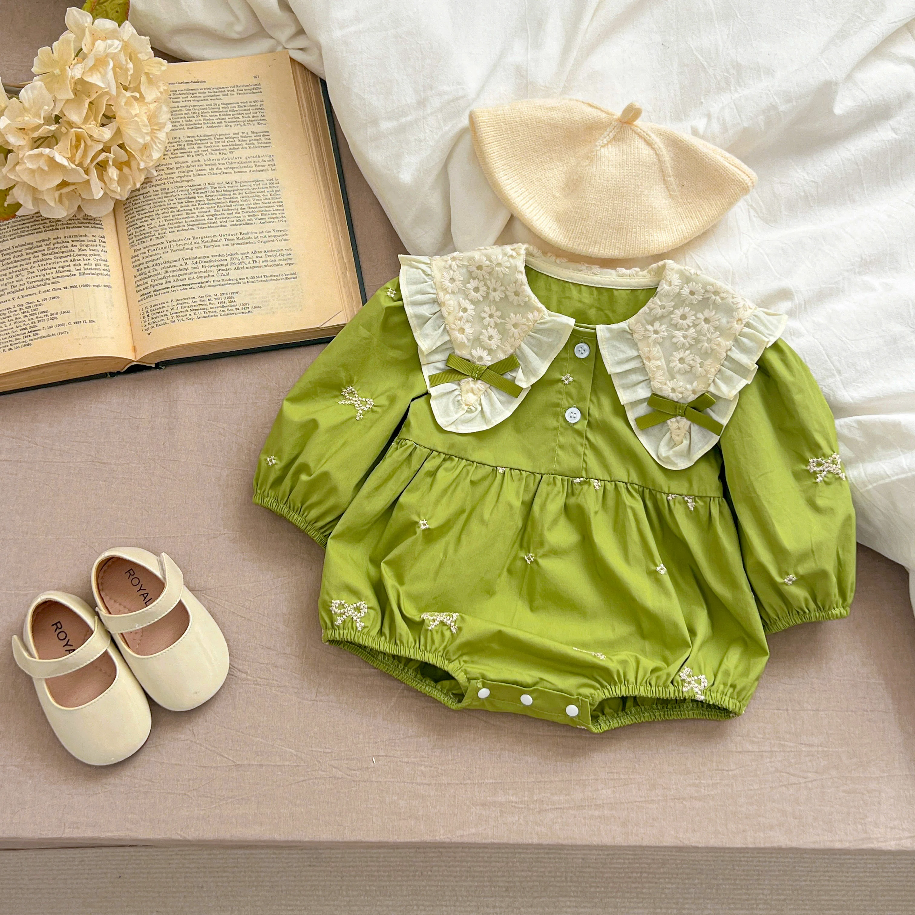 Sisters Clothes Infant Baby Girls Lace Collar Dress Rompers Kids Baby Girls Embroider Bow Princess Dress Family Clothes Rompers