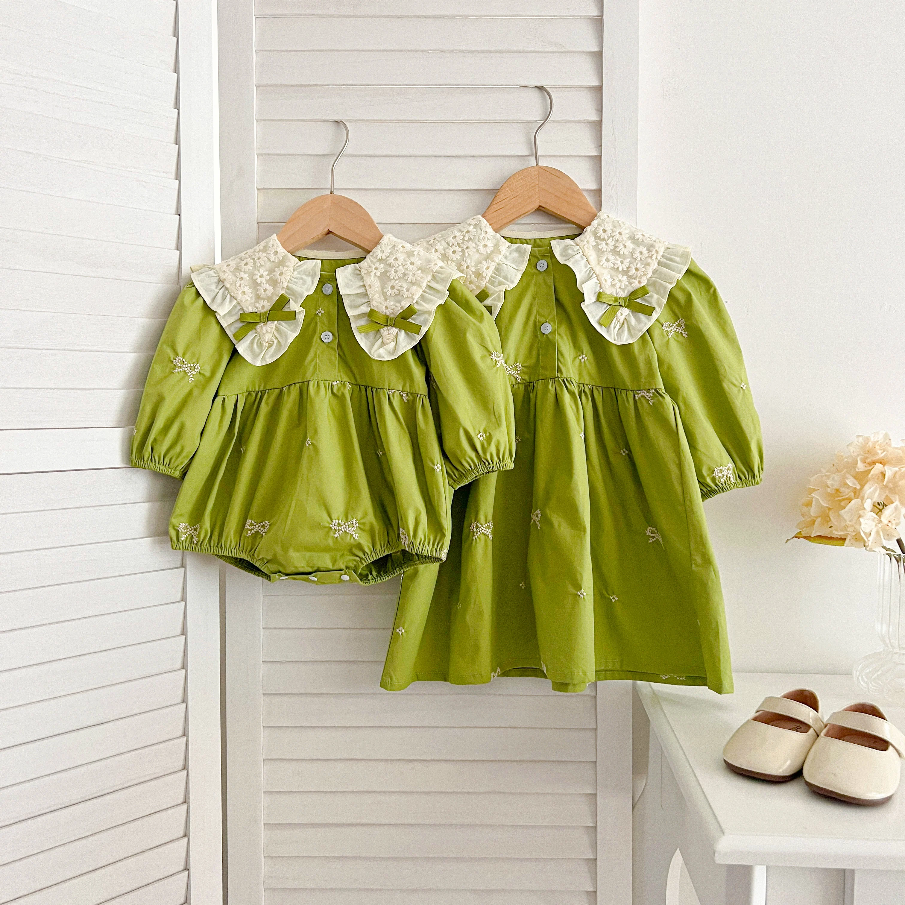 Sisters Clothes Infant Baby Girls Lace Collar Dress Rompers Kids Baby Girls Embroider Bow Princess Dress Family Clothes Rompers