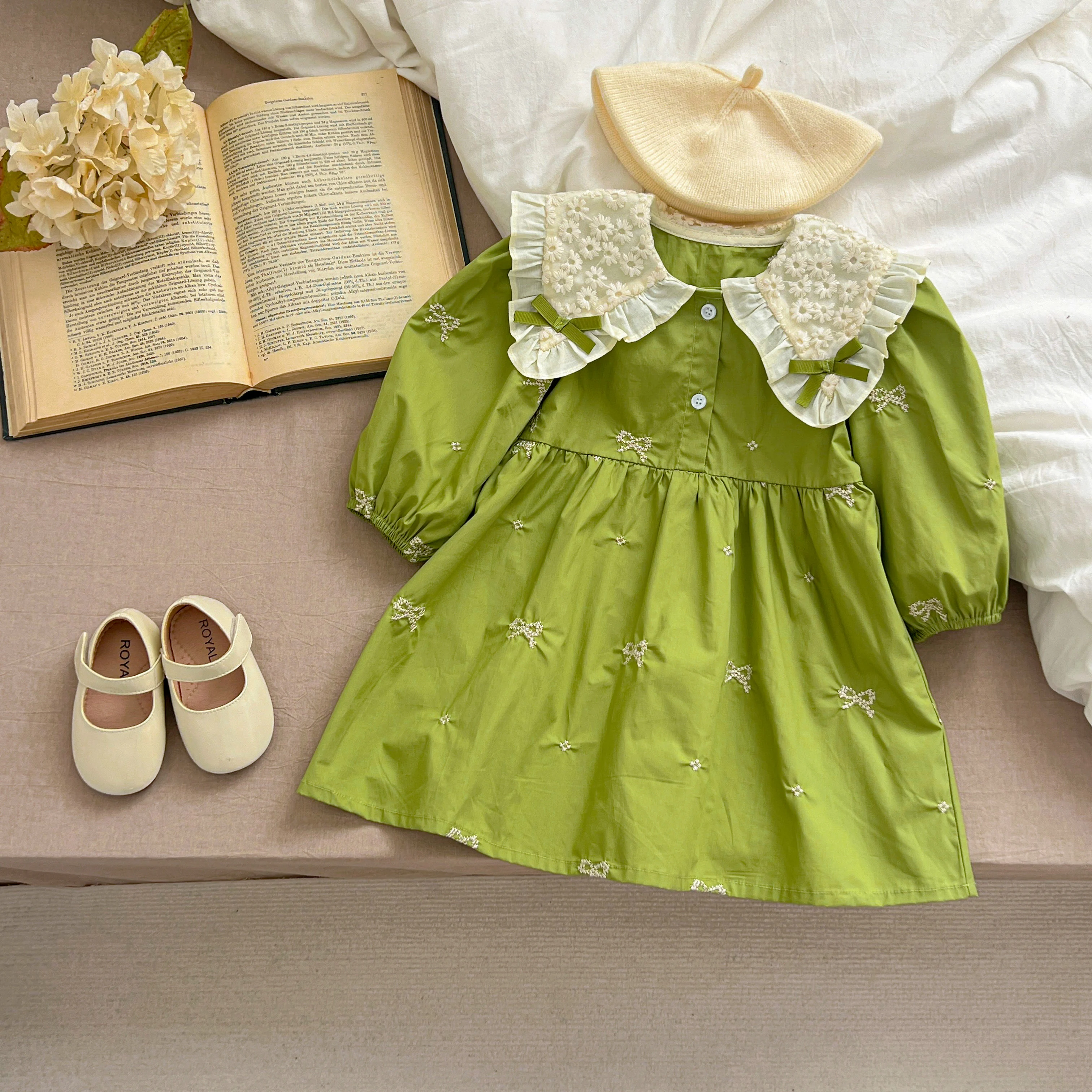 Sisters Clothes Infant Baby Girls Lace Collar Dress Rompers Kids Baby Girls Embroider Bow Princess Dress Family Clothes Rompers