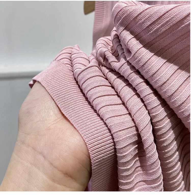Korea Knitted Vests Women Top V-neck Solid Tank Blusas Mujer De Moda 2026 Summer New Fashion Female Sleeveless Casual Thin Tops