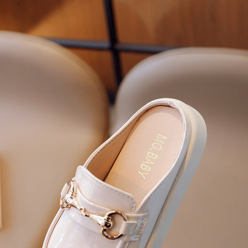 Children's Sandal Slippers Summer New White Soft Boys and Girls Sandals White Fashion Anti-slip Kids Outer Wear Slippers Shoes