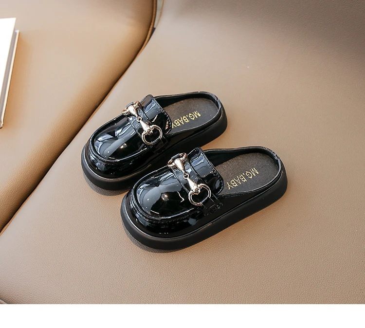 Children's Sandal Slippers Summer New White Soft Boys and Girls Sandals White Fashion Anti-slip Kids Outer Wear Slippers Shoes