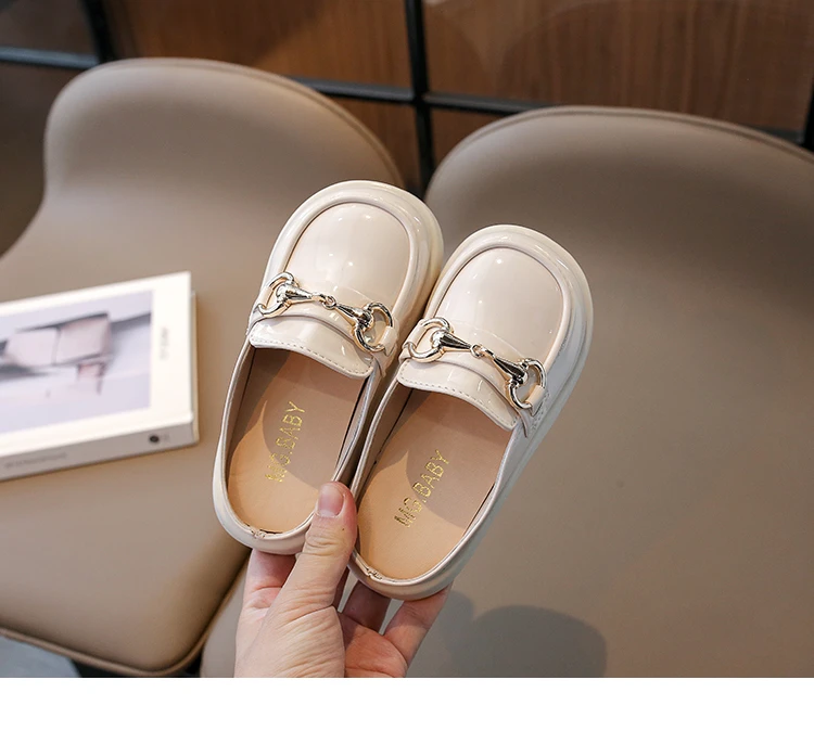Children's Sandal Slippers Summer New White Soft Boys and Girls Sandals White Fashion Anti-slip Kids Outer Wear Slippers Shoes