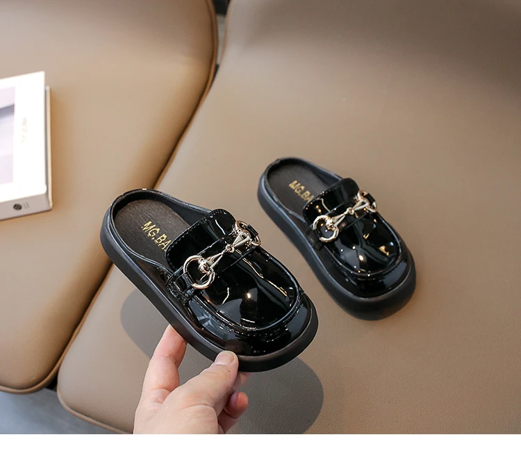 Children's Sandal Slippers Summer New White Soft Boys and Girls Sandals White Fashion Anti-slip Kids Outer Wear Slippers Shoes