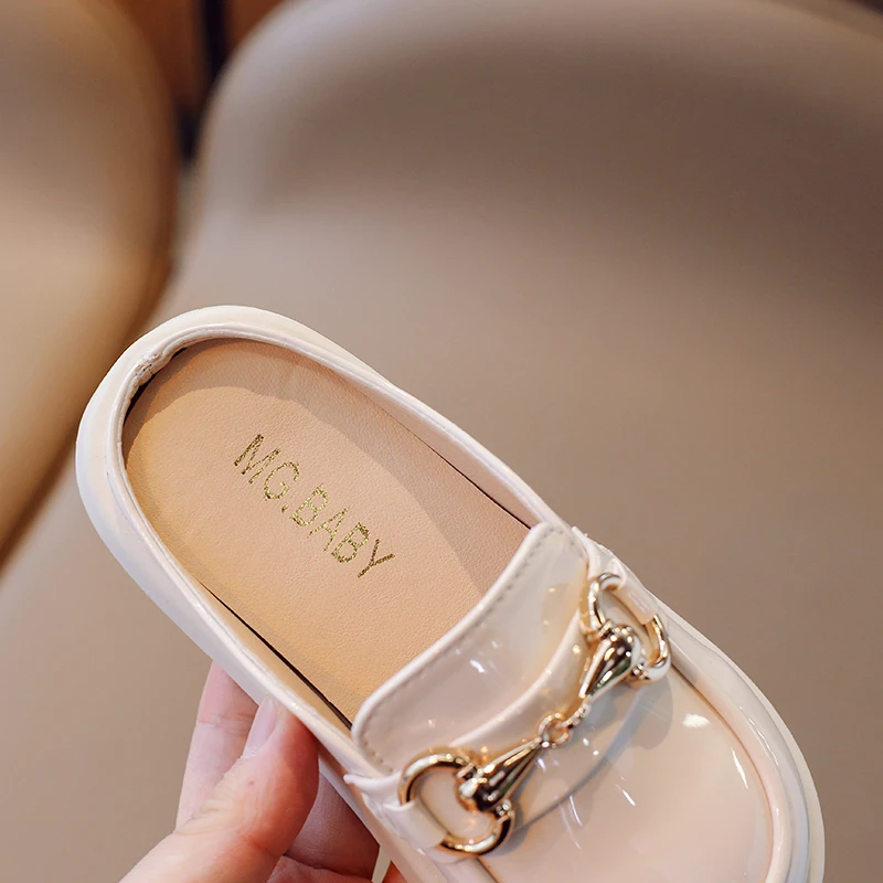 Children's Sandal Slippers Summer New White Soft Boys and Girls Sandals White Fashion Anti-slip Kids Outer Wear Slippers Shoes