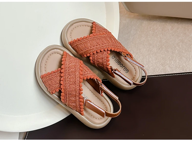 Girls Sandals Summer New Cute National Style Cross Hook & Loop Soft Bottom Princess Fashion Sandals Children Casual Beach Shoes