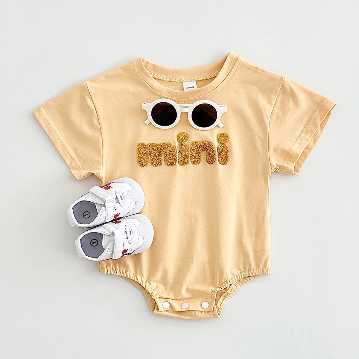 INS Summer Baby Bodysuit Newborn Clothing Boys Girls Cotton Triangle Romper Plush Letter Short Sleeve Infant 0-18M