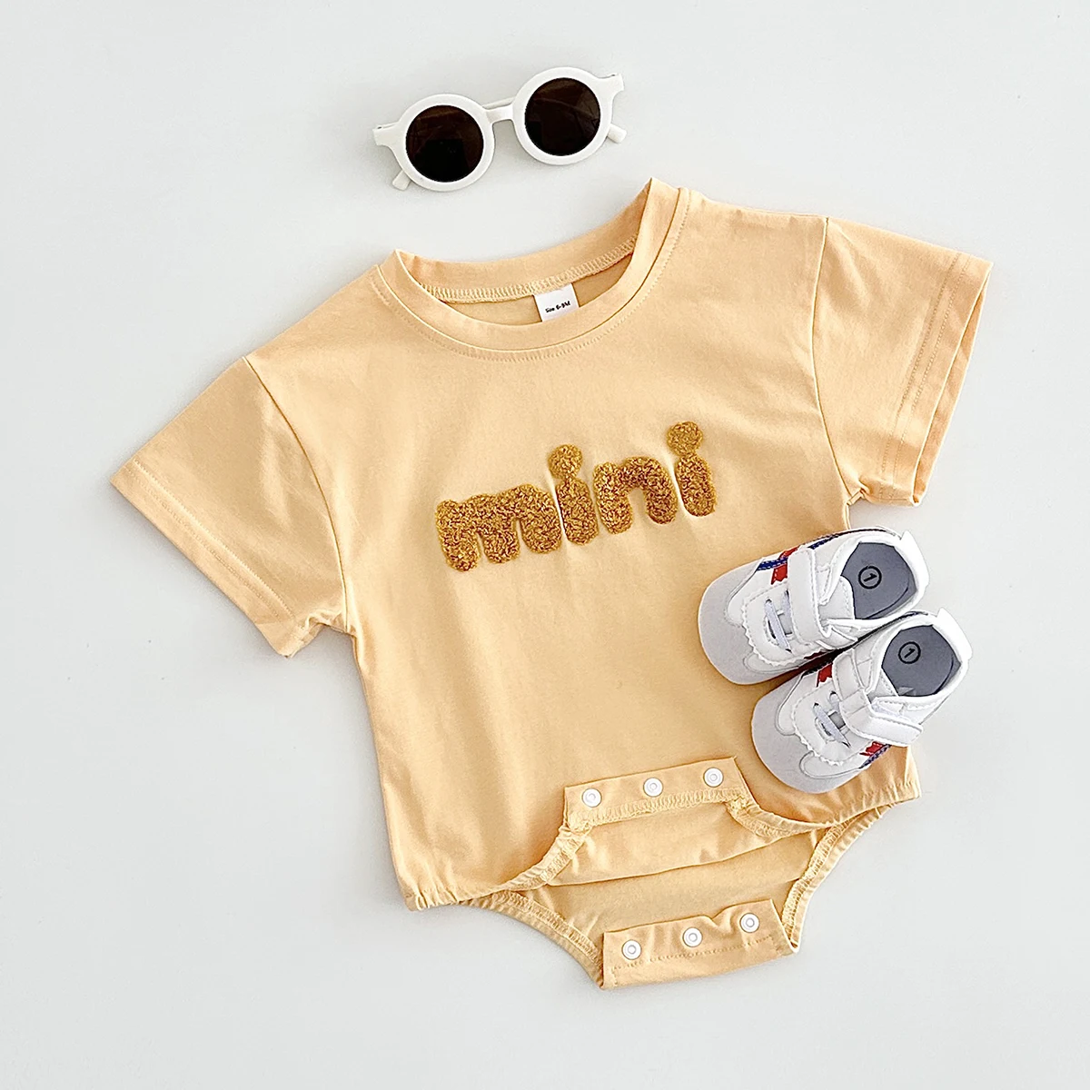 INS Summer Baby Bodysuit Newborn Clothing Boys Girls Cotton Triangle Romper Plush Letter Short Sleeve Infant 0-18M