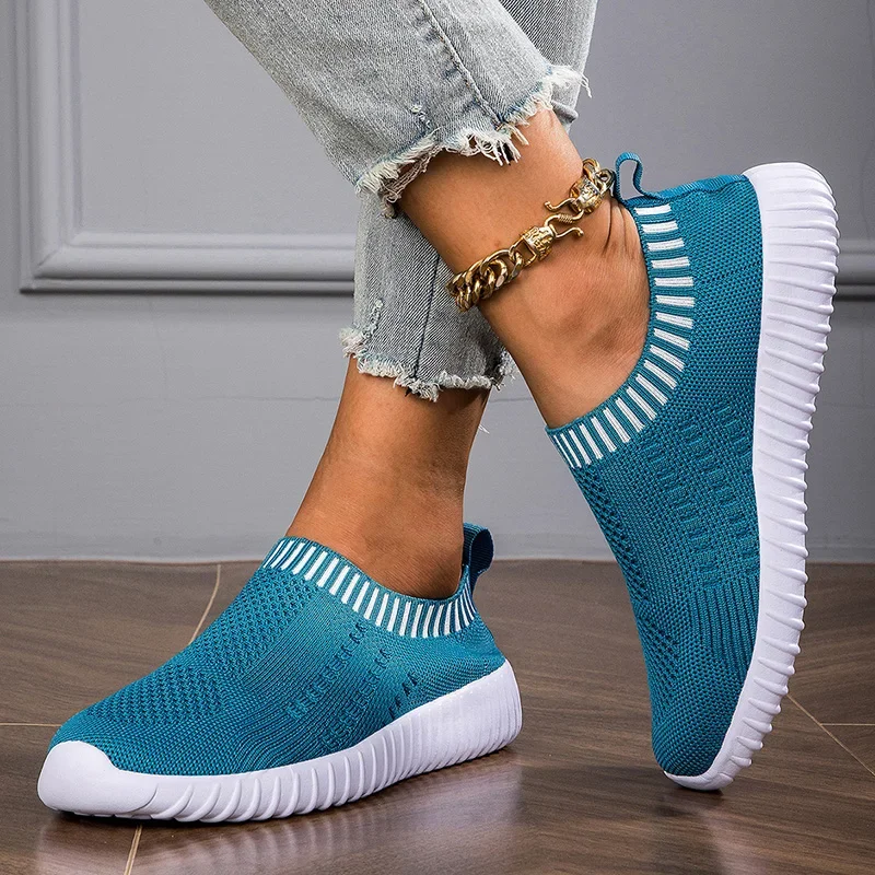 Women Flats Shoes Slip-on Fashion Breathable Walking Mesh Casual Shoes Sneakers Women Gym Vulcanized Tenis Shoes Female Footwear