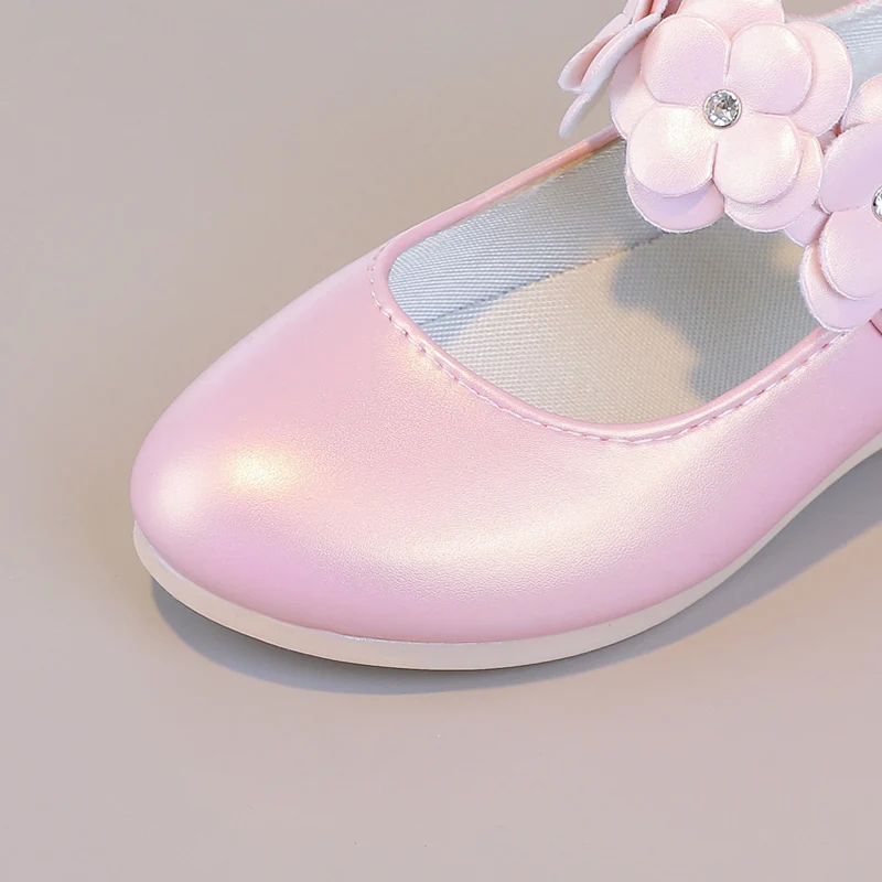 Autumn Girl's Mary Janes Appliques Low Heel Beautiful Kids Princess Shoe Three Colors Pointed Toe Breathable Children Shoe 26-36
