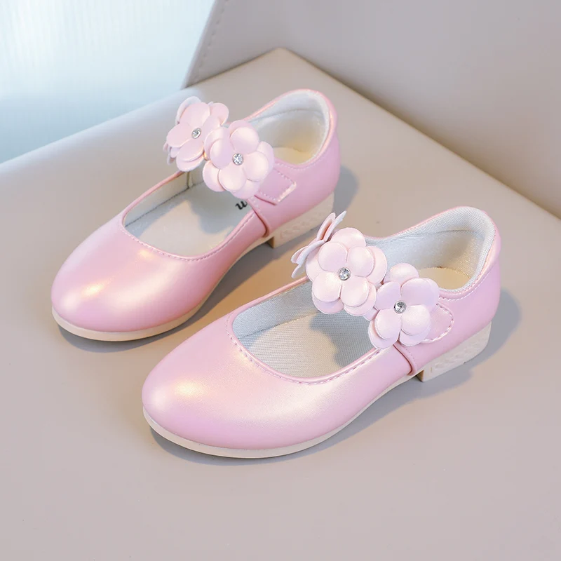 Autumn Girl's Mary Janes Appliques Low Heel Beautiful Kids Princess Shoe Three Colors Pointed Toe Breathable Children Shoe 26-36