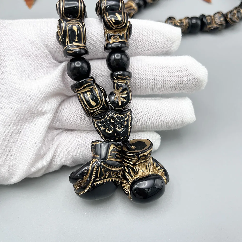 GS179 NEW Car Pendants Boxing Glove EVERLAST Style Silvery Exquisite Beads 3D Stereo Resin DIY Strength And Wisdom Ornament