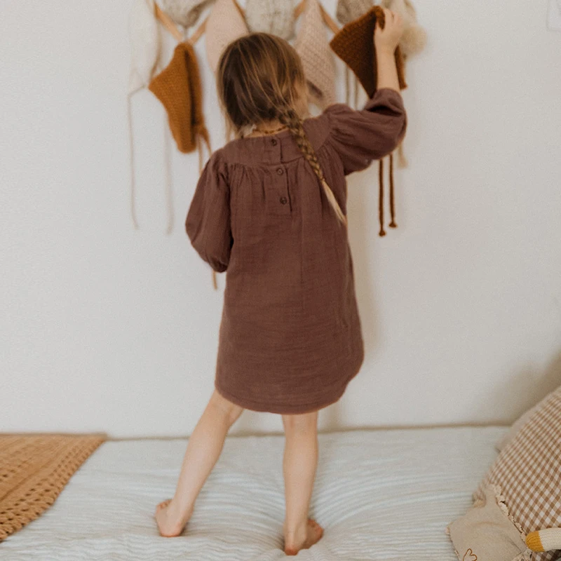 French Round Neck Pleated Cotton Crepe Muslin Dress Girls 2026 Autumn New Casual Loose Retro Brown Children's Dresses