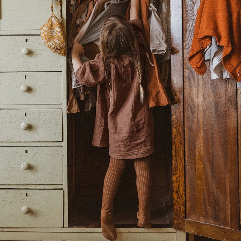 French Round Neck Pleated Cotton Crepe Muslin Dress Girls 2026 Autumn New Casual Loose Retro Brown Children's Dresses