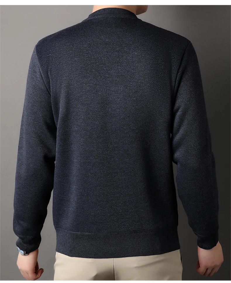 Man Pullover New 2025 Autumn Winter Solid Color Comfortable And Casual Soft Thickened Sweater With Added Velvet Sweater