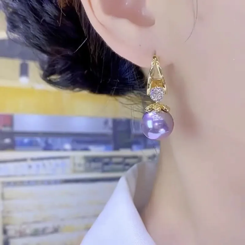 Luxury and elegance, the new 2025 model of delicate and exquisite pearl earphones, stylish and versatile luxury earphones for wo
