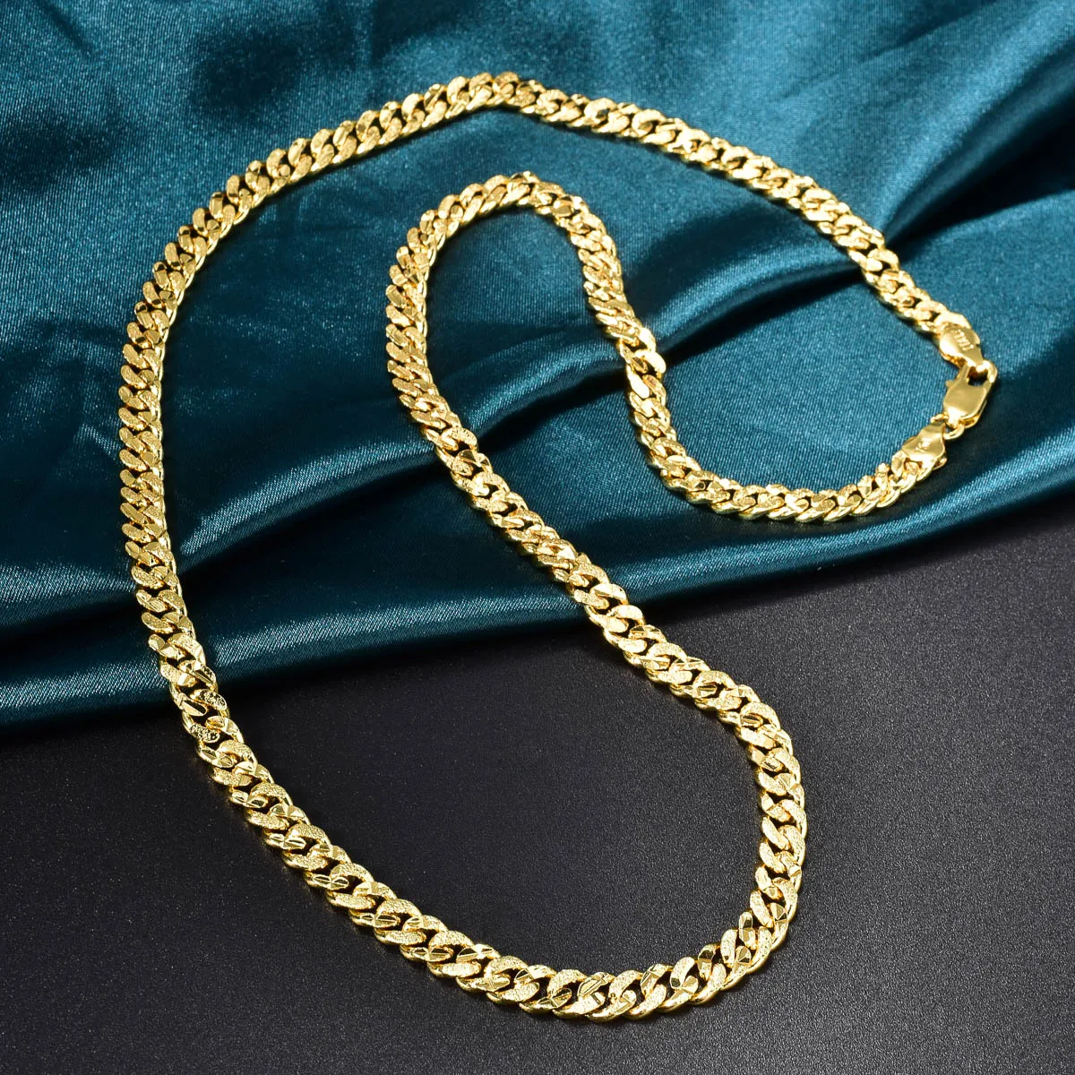 New Cuban Chain Necklace for Men and Women Hip Hop Punk Party Banquet Jewelry Accessories Gifts
