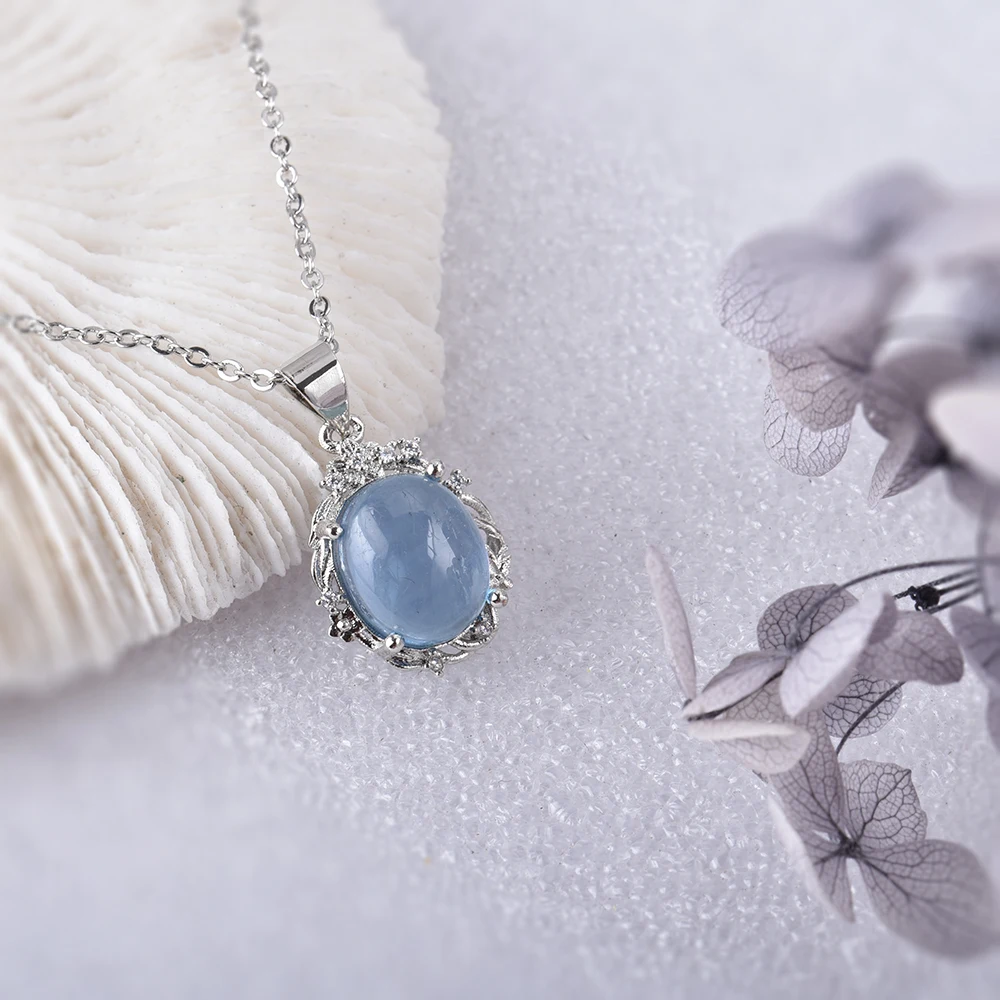 ITSMOS Natural Aquamarine Branch Pendant Necklace Aquamarine Gemstone Plant Necklace for Women Girl Handmade Jewelry