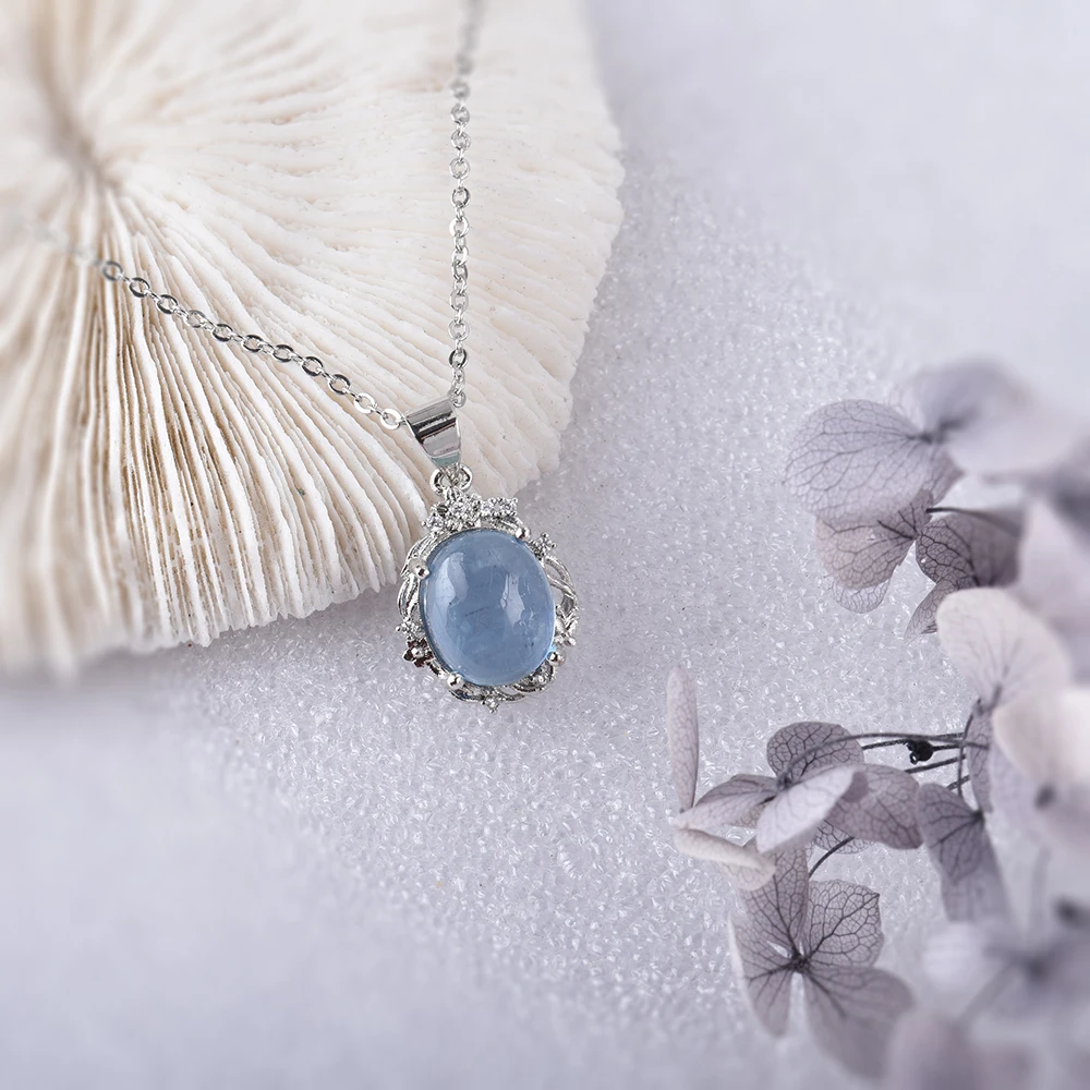 ITSMOS Natural Aquamarine Branch Pendant Necklace Aquamarine Gemstone Plant Necklace for Women Girl Handmade Jewelry