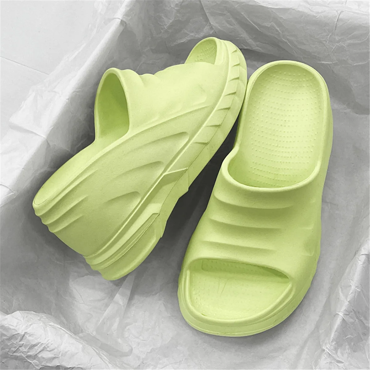 Women Fashion Summer 8 cm Chunky Sole Wedges Heels Flip Flops Casual Shoes Waterproof Taiwan Slippers Sexy Lady Sandals