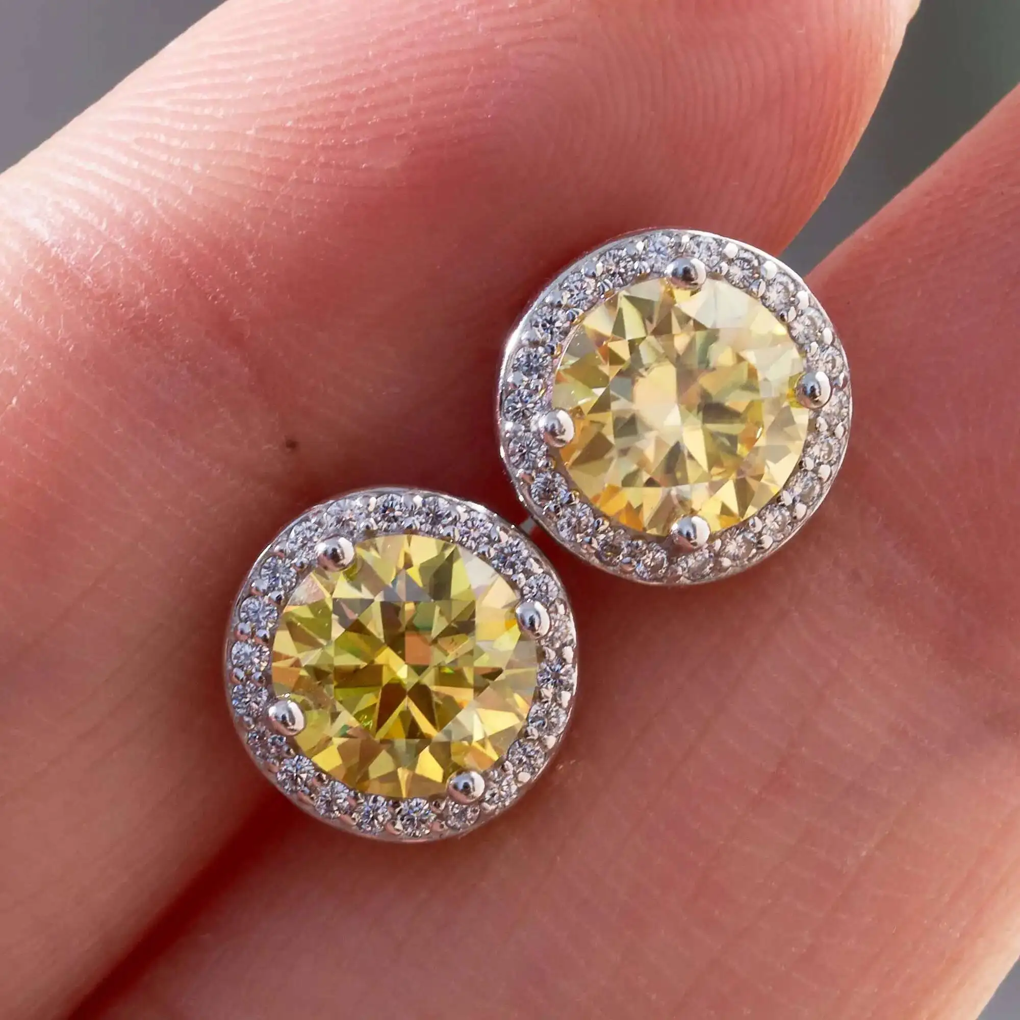 925 Sterling Silver D Color Moissanite Round Earrings Engagement Wedding Daily Work Party Travel Luxury Gift For Women Jewelry