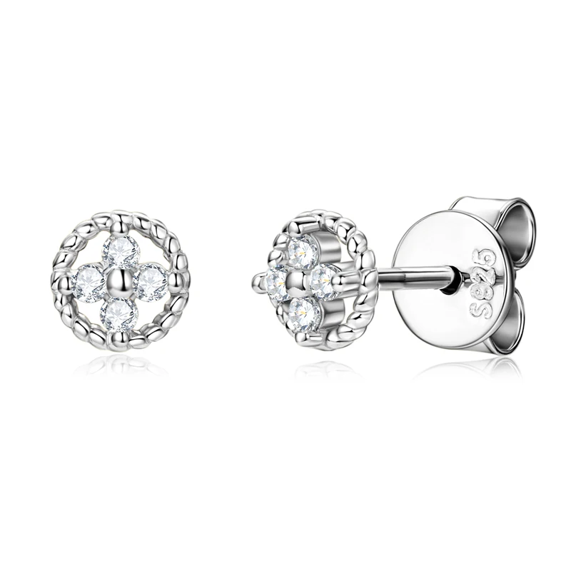 Lnngy 1.3mm Moissanite Stud Earring Pendientes Plata 925 Sterling Silver Lucky Flower Stud Earrings For Women Daily Jewelry Gift