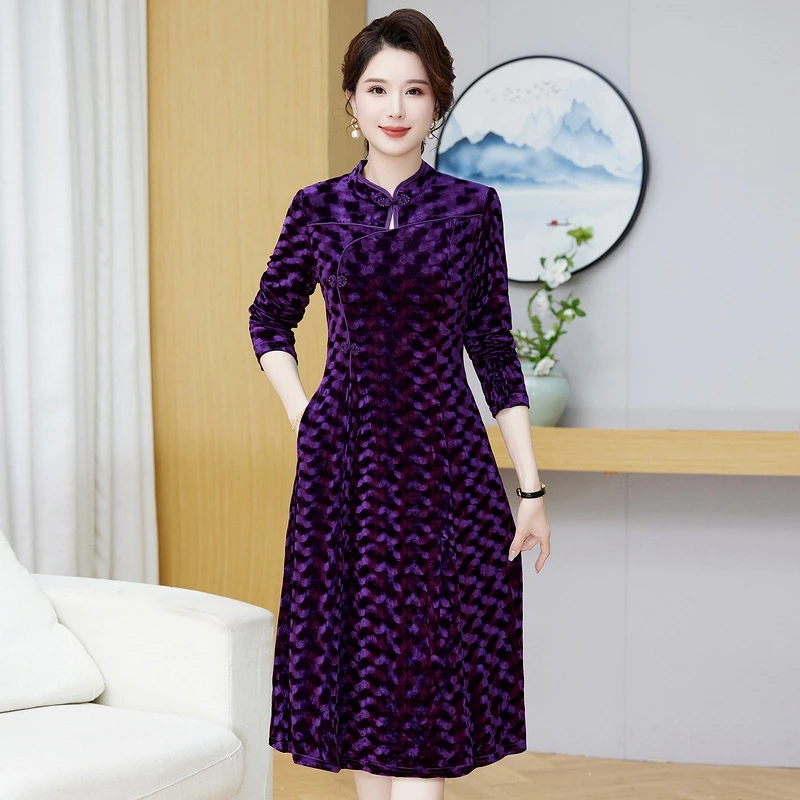 Gold Velvet Autumn Dress Long Sleeved Women's Clothing Soft Fabric 2024 New Fashion Plus Size Dress Outdoor Comfort
