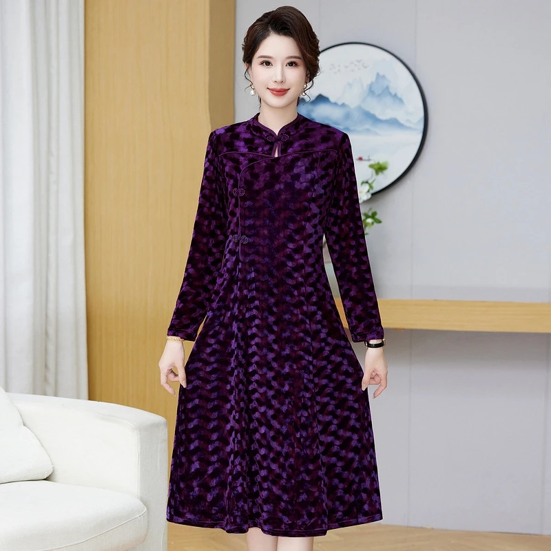 Gold Velvet Autumn Dress Long Sleeved Women's Clothing Soft Fabric 2024 New Fashion Plus Size Dress Outdoor Comfort