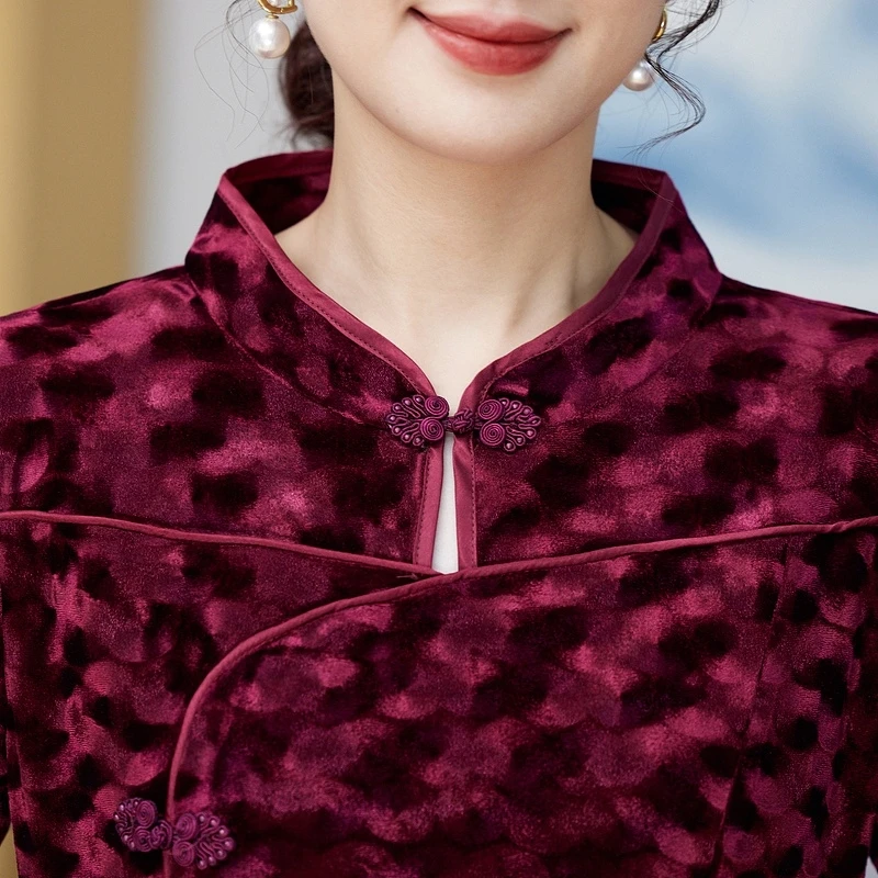 Gold Velvet Autumn Dress Long Sleeved Women's Clothing Soft Fabric 2024 New Fashion Plus Size Dress Outdoor Comfort