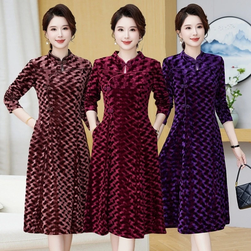 Gold Velvet Autumn Dress Long Sleeved Women's Clothing Soft Fabric 2024 New Fashion Plus Size Dress Outdoor Comfort