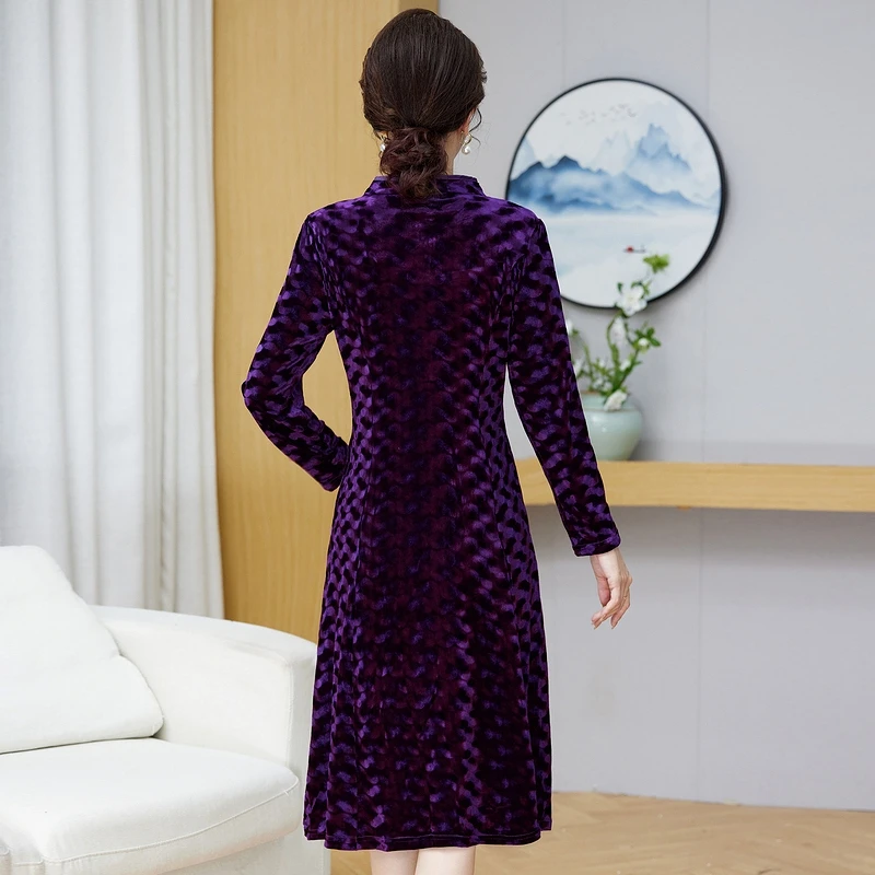 Gold Velvet Autumn Dress Long Sleeved Women's Clothing Soft Fabric 2024 New Fashion Plus Size Dress Outdoor Comfort