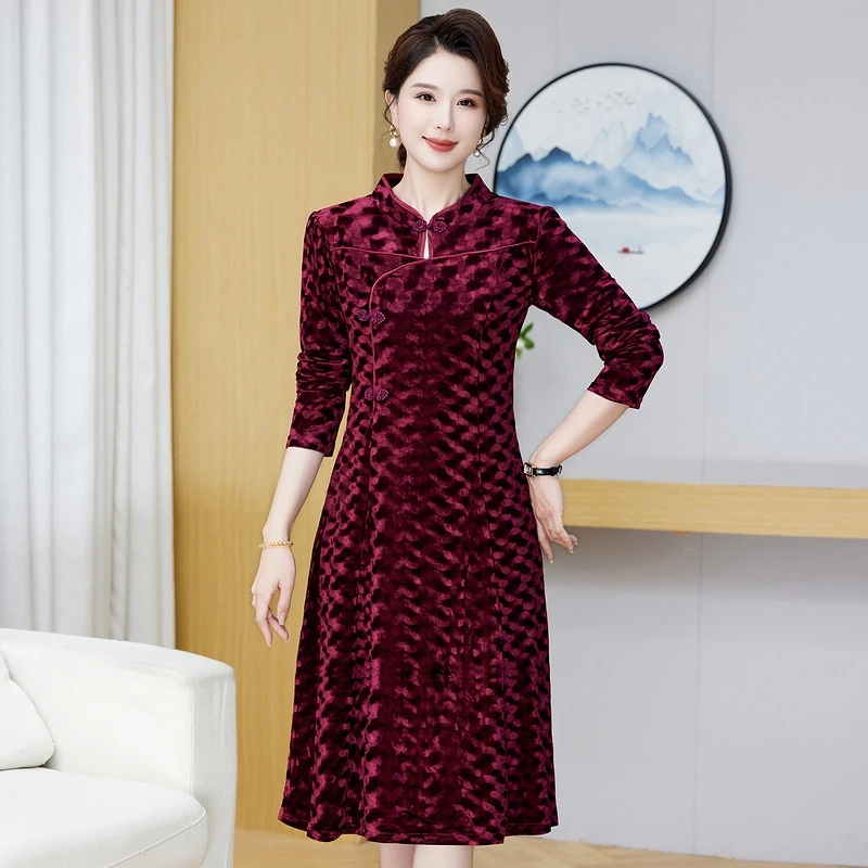 Gold Velvet Autumn Dress Long Sleeved Women's Clothing Soft Fabric 2024 New Fashion Plus Size Dress Outdoor Comfort