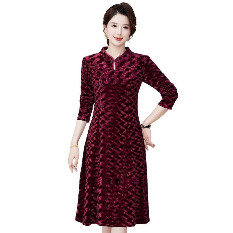 Gold Velvet Autumn Dress Long Sleeved Women's Clothing Soft Fabric 2024 New Fashion Plus Size Dress Outdoor Comfort