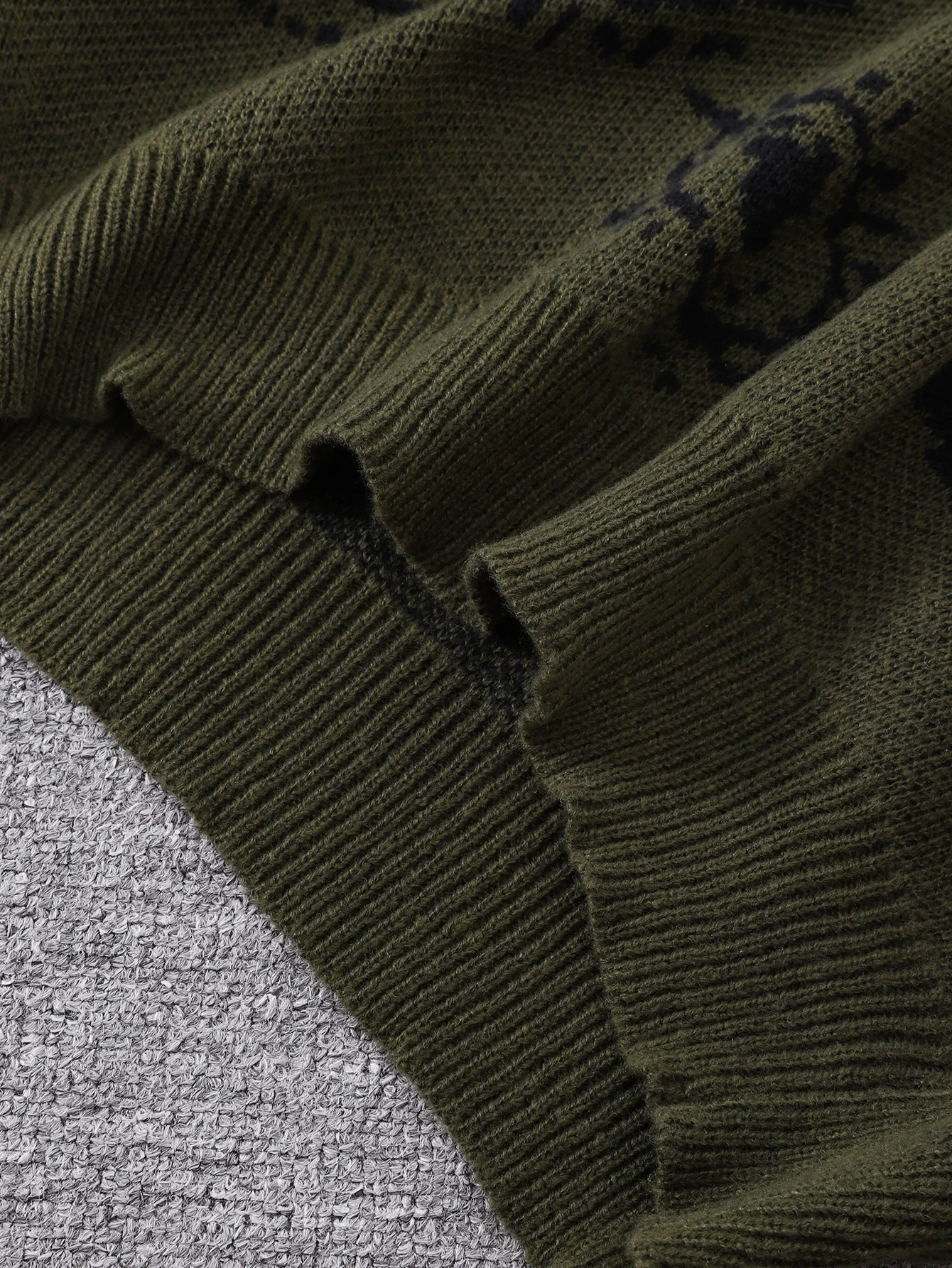 New Popular Autumn and Winter Abstract Eye Jacquard Pattern Pullover Sweater Casual Round Neck Knitted Men's Pullover