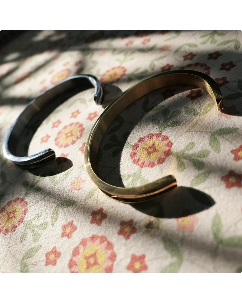 MM Hair Tie Holder Cuff Bracelet For Women Girls Open Bracelet C-shaped Titanium Steel Waterproof Color Keeping
