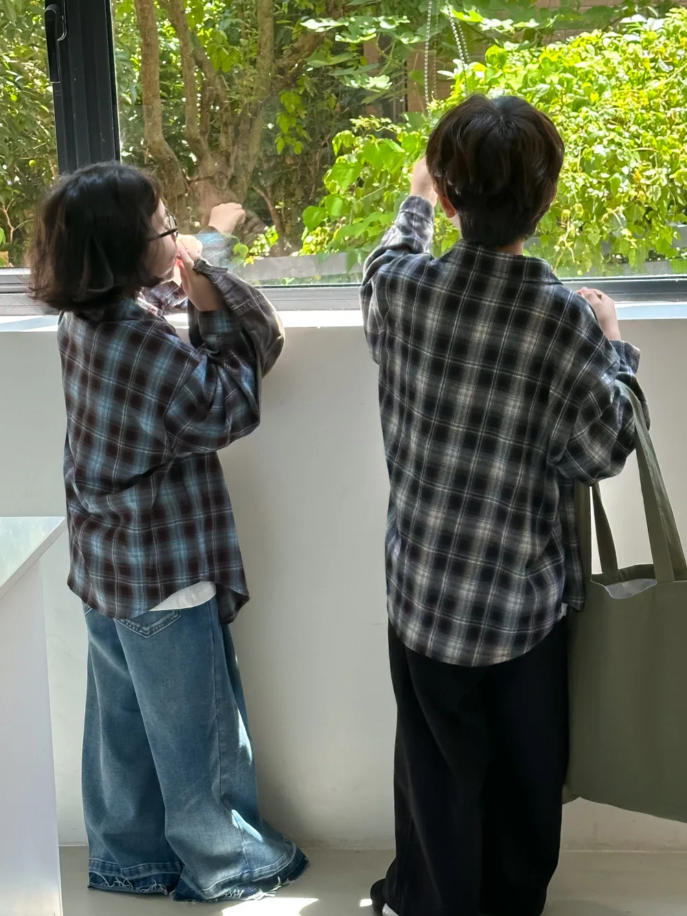 Children's Shirt 2024 Autumn Boys and Girls Korean Version Velvet Plaid Shirt Children's Casual Versatile Loose Long Sleeve Top