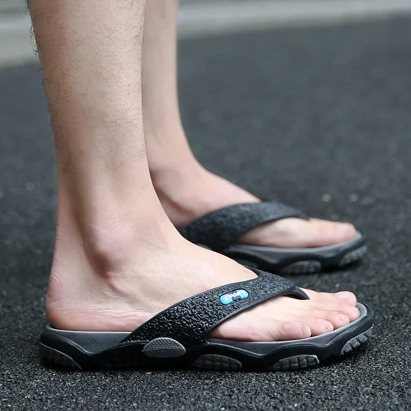 Mens Slippers Lightweight Sandals Summer Flip Flops Breathable Beach Shoes Sandals Men Luxury Flip Flops Breathable Men Slides