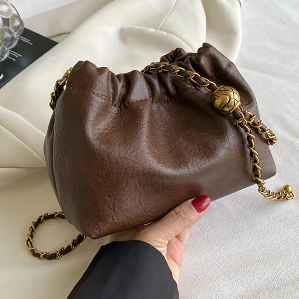 Women's chain shoulder bag PU leather crossbody bag handbag all casual pleated vagabonds bag women's fashion purse