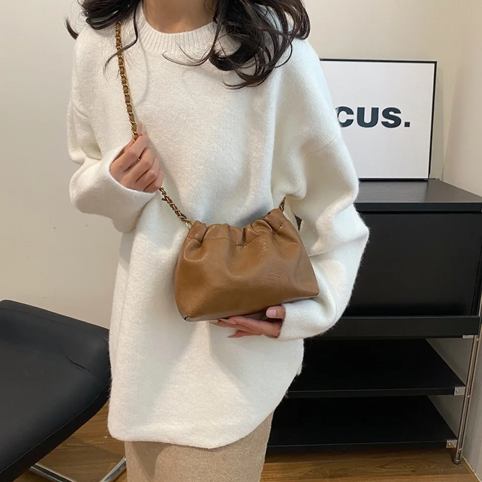 Women's chain shoulder bag PU leather crossbody bag handbag all casual pleated vagabonds bag women's fashion purse