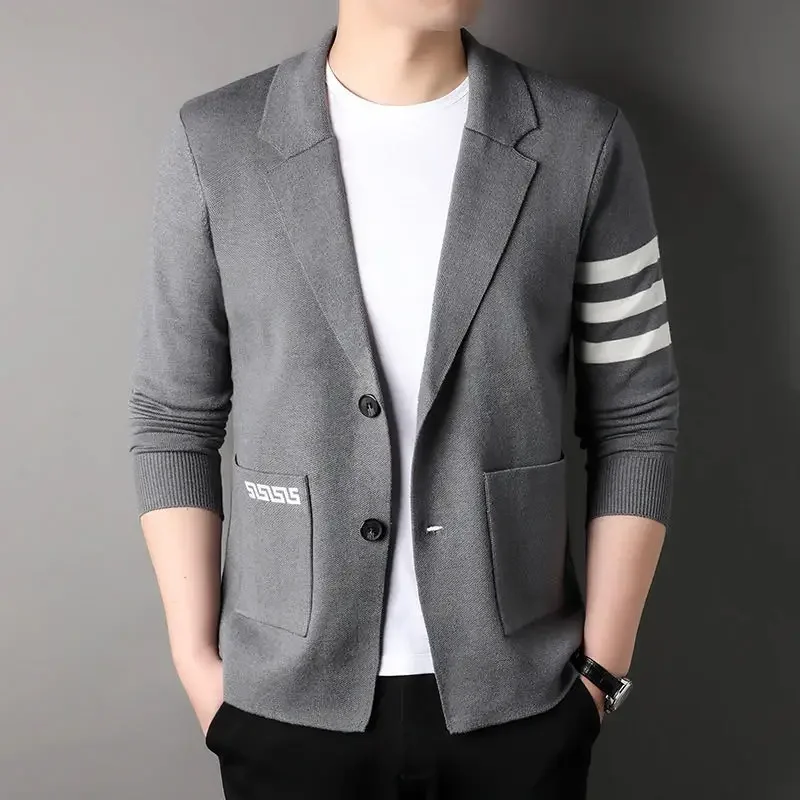 High end brand men's knitted sweater cardigan popular autumn winter fashionable striped design Korean custom casual warm coat
