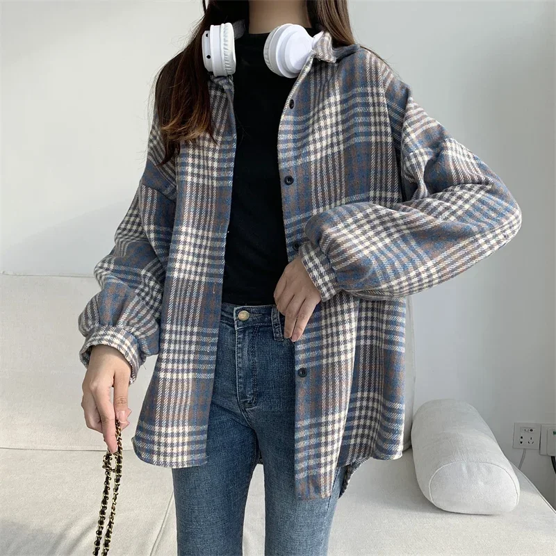 Flannel Plaid Shirt Women Long Sleeve Collared Button Down Oversized Check Blouse Shacket Female Street Style Casual Outfit