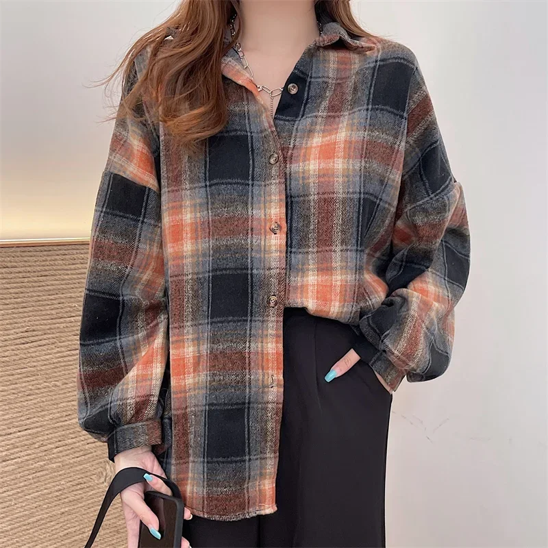 Flannel Plaid Shirt Women Long Sleeve Collared Button Down Oversized Check Blouse Shacket Female Street Style Casual Outfit