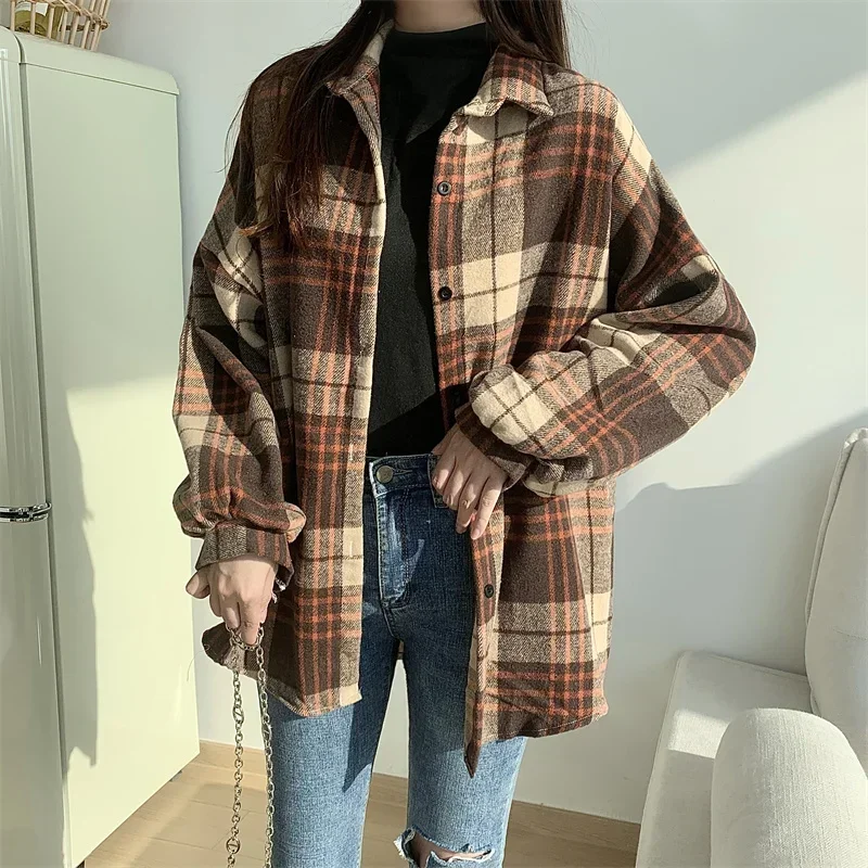 Flannel Plaid Shirt Women Long Sleeve Collared Button Down Oversized Check Blouse Shacket Female Street Style Casual Outfit